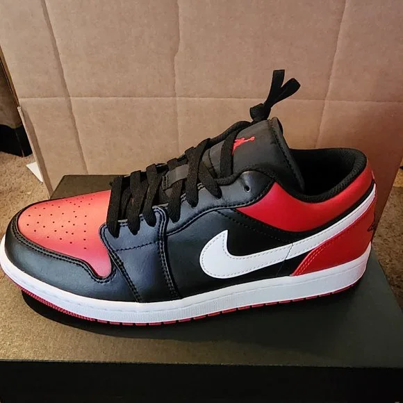 Shoes - Picture 1 of 4